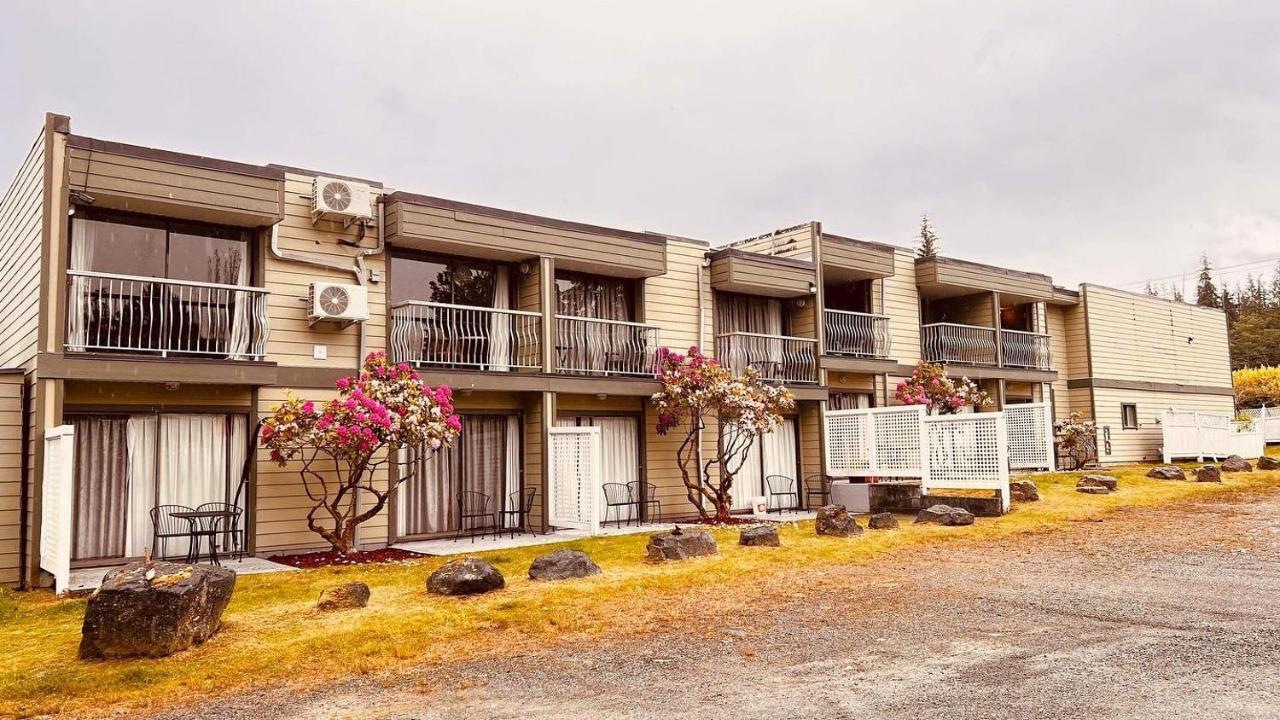 Airport Inn Port Hardy Zewnętrze zdjęcie