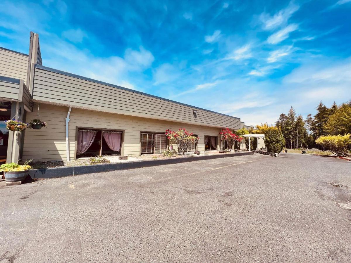 Airport Inn Port Hardy Zewnętrze zdjęcie